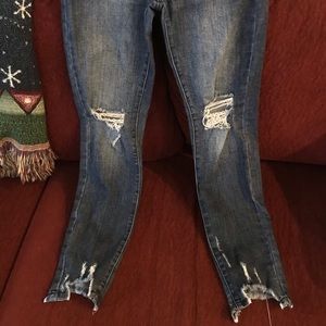 Dark wash celebrity pink jeans